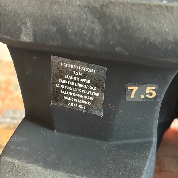 In EUC - Lined, Lug Sole Steve Madden Boots - Picture 8 of 9